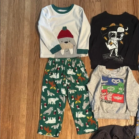 Assorted size 4 winter set - Picture 10 of 11